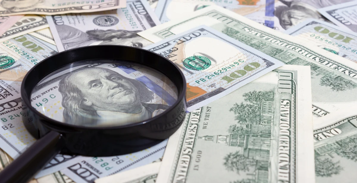 ​Amerykańska Rezerwa Federalna poinformowała w raporcie na temat trendów ekonomicznych, że inwazja rosyjska na Ukrainę i inflacja stanowią teraz największe zagrożenie dla globalnego systemu finansowego. Konflikt na Ukrainie odpowiada za znaczny wzrost niepokojów na rynkach - ocenia Fed.