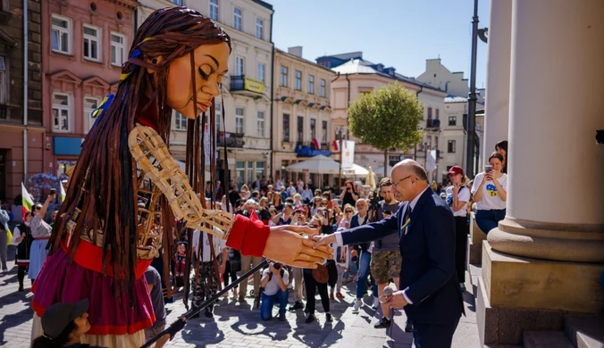 Mała Amal w Lublinie. Marsz ogromnej marionetki ulicami miasta. Co symbolizuje?