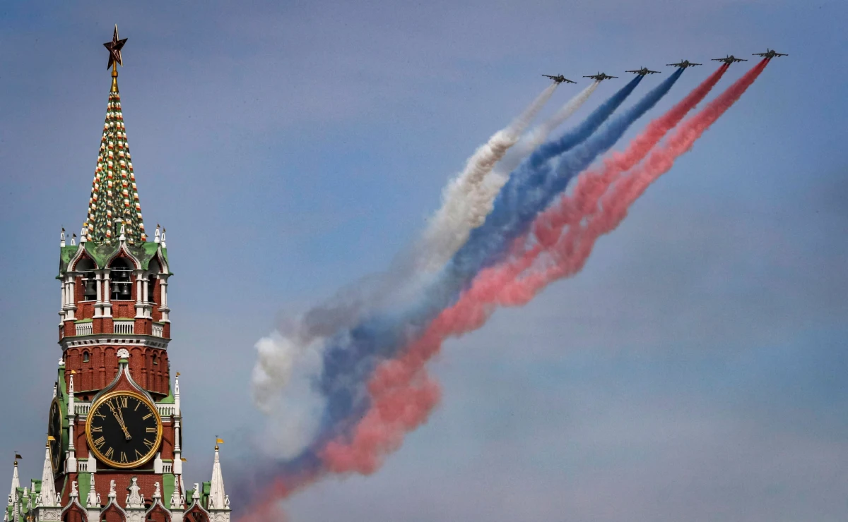 Ambasador Polski w Moskwie Krzysztof Krajewski pozostaje na stanowisku. Przedstawiciele MSZ Rosji wyrazili wobec niego ustny protest w związku z wydarzeniami z 9 maja na Cmentarzu Mauzoleum Żołnierzy Radzieckich - przekazał dziennikarzom rzecznik MSZ Łukasz Jasina.