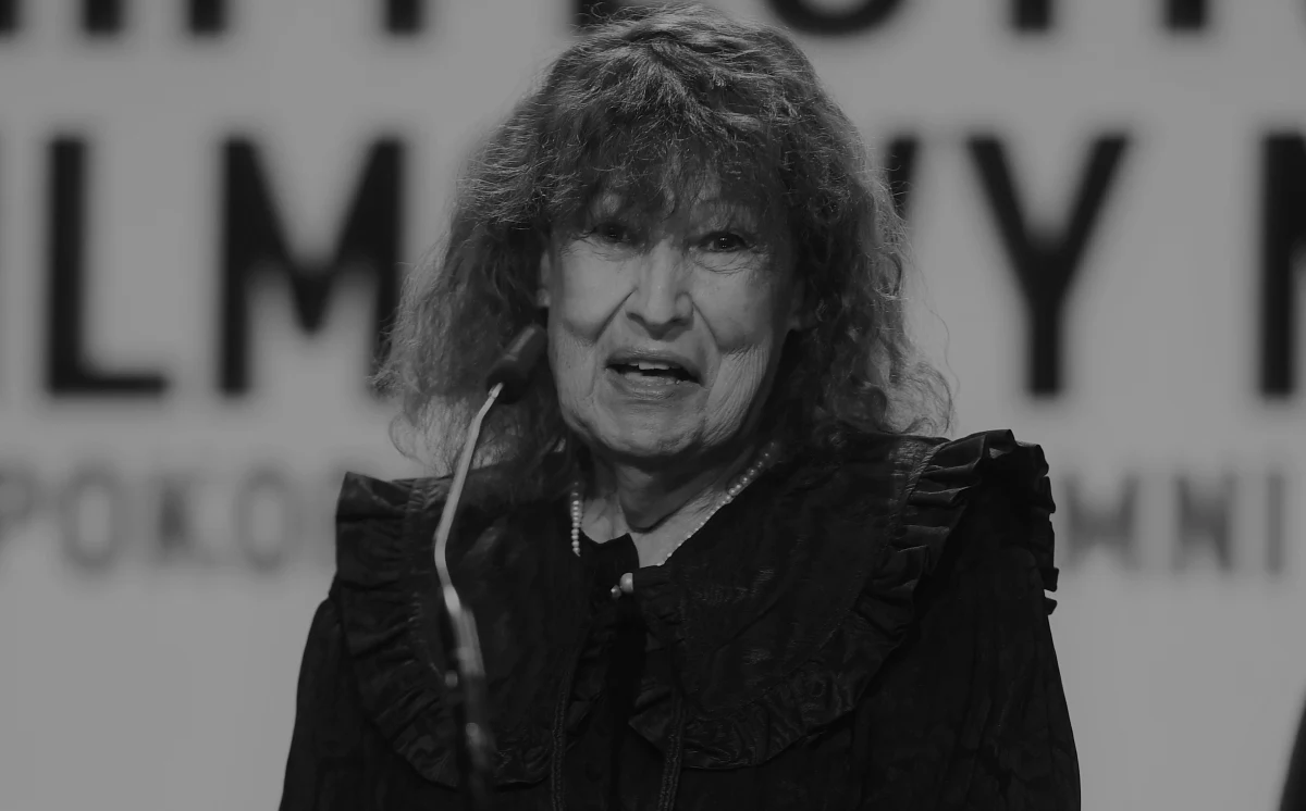 Zmarła dziennikarka, pisarka, działaczka opozycji niepodległościowej Maryna Miklaszewska - poinformował na Twitterze wicepremier, minister kultury Piotr Gliński. Miała 75 lat.