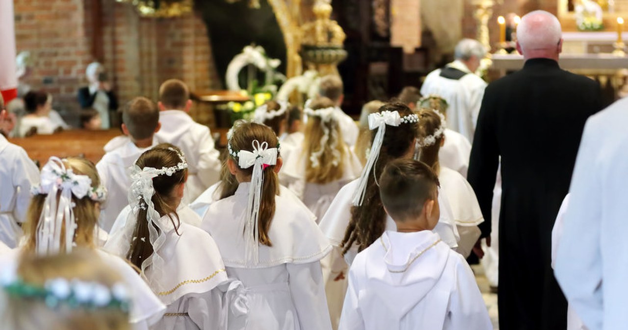 Nowy trend na komuniach. Rodzice chcą "instagramowych przyjęć"