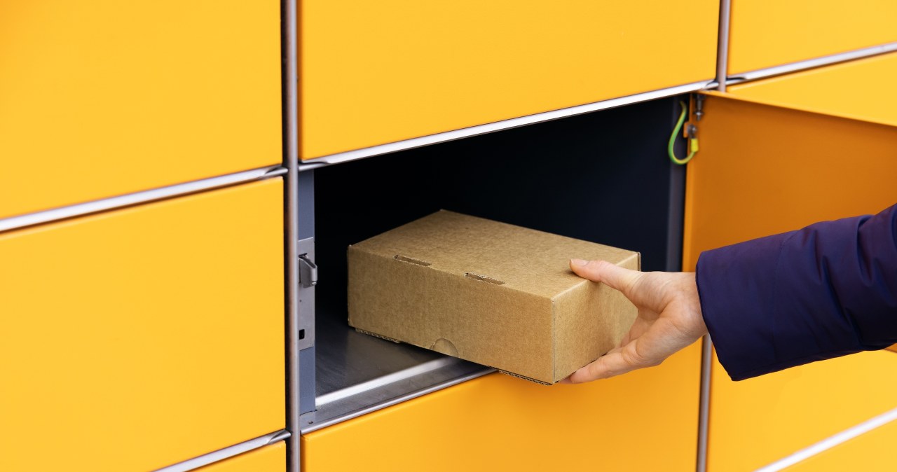 Przy automatach ludziom puszczają nerwy. Dyszenie w kark to nie wszystko