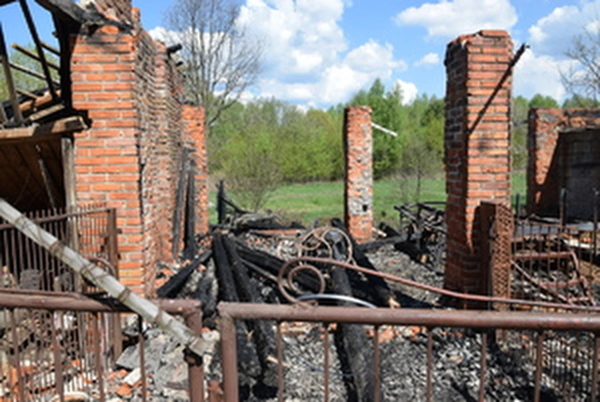 14-letni chłopiec z gminy Pysznica na Podkarpaciu przyznał się do podpalenia dwóch stodół i drewnianej wiaty. O jego losie zadecyduje Sąd Rodzinny i Nieletnich w Stalowej Woli.

