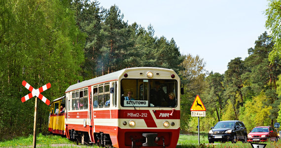 Czy Żuławska Kolej Wąskotorowa może z atrakcji turystycznej zmienić się w regularny środek transportu dla mieszkańców? Takie są plany. W tym tygodniu podpisana została umowa na unijne dofinansowanie tego projektu. 