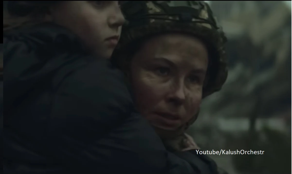 Ukraiński zespół Kalush Orchestra, laureat konkursu Eurowizji, opublikował w niedzielę teledysk do zwycięskiej piosenki „Stefania”, nakręcony w zniszczonych przez rosyjskie wojska miejscowościach Bucza, Irpień, Borodzianka i Hostomel na Ukrainie.