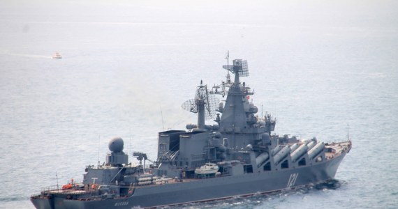 Ukraińska armia twierdzi, że ma nagranie meldunku załogi krążownika rakietowego "Moskwa" tuż po trafieniu tej flagowej rosyjskiej jednostki ukraińskimi rakietami. Zapis dźwiękowy korespondencji z mostka kapitańskiego publikuje dowództwo operacyjne "Południe". 