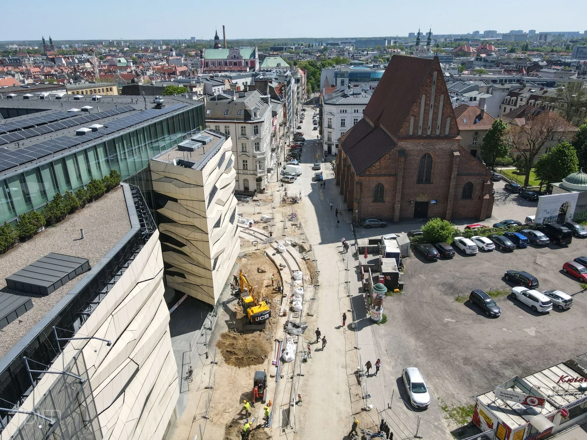 Od 16 maja całkowicie nieprzejezdny będzie odcinek ul. św. Marcin pomiędzy ul. Piekary a Al. Marcinkowskiego - informują Poznańskie Inwestycje Miejskie. Utrudnienia mają potrwać do piątku. 