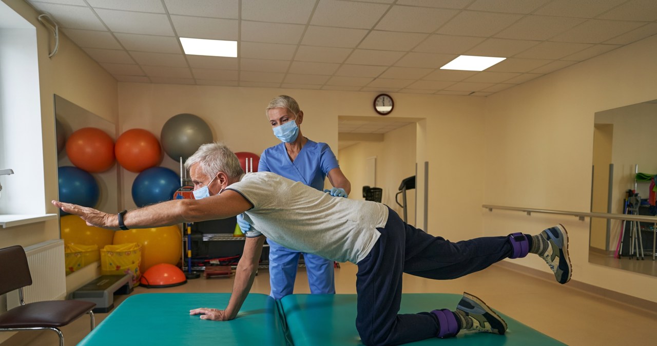 Turnus rehabilitacyjny z ZUS. Czy można odmówić wysłania do sanatorium?