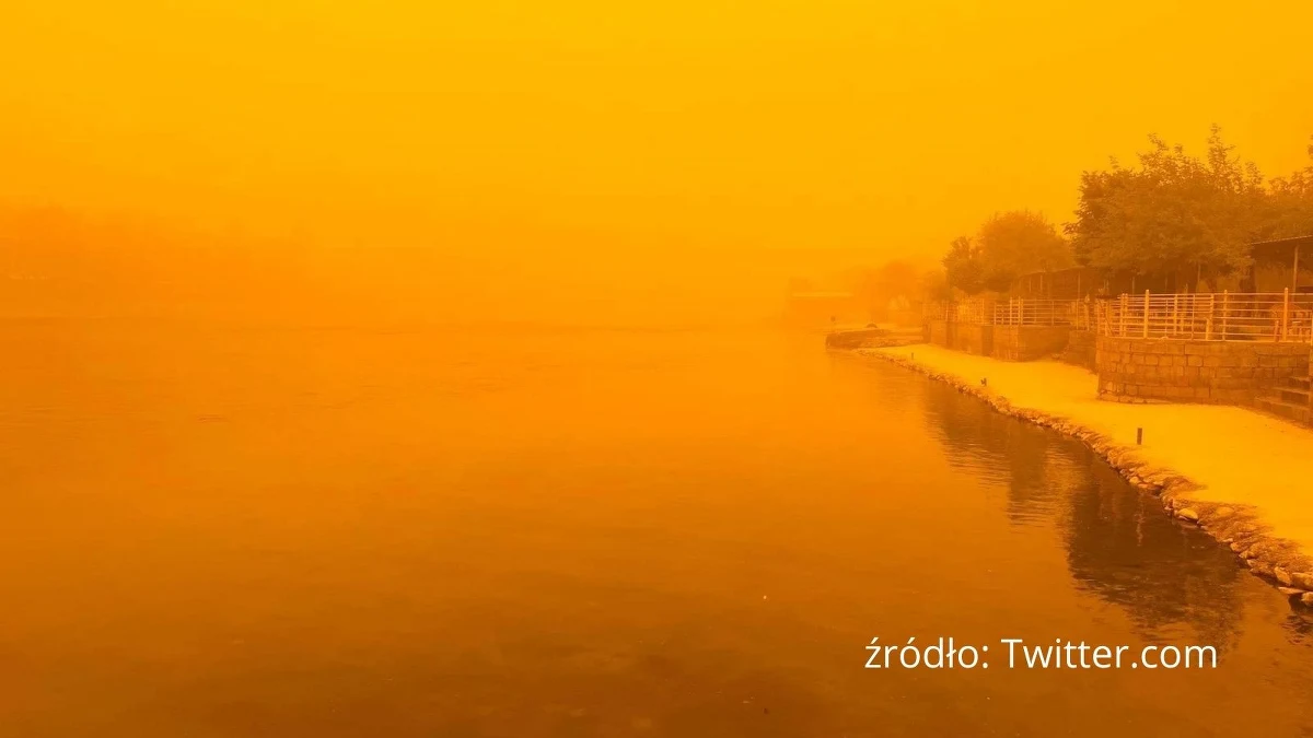 W ostatnich tygodniach w Iraku dochodzi coraz częściej do burz piaskowych. W efekcie zamykane są szkoły, urzędy, a nawet lotnisko w Bagdadzie. Wiele osób ma też problem z oddychaniem.