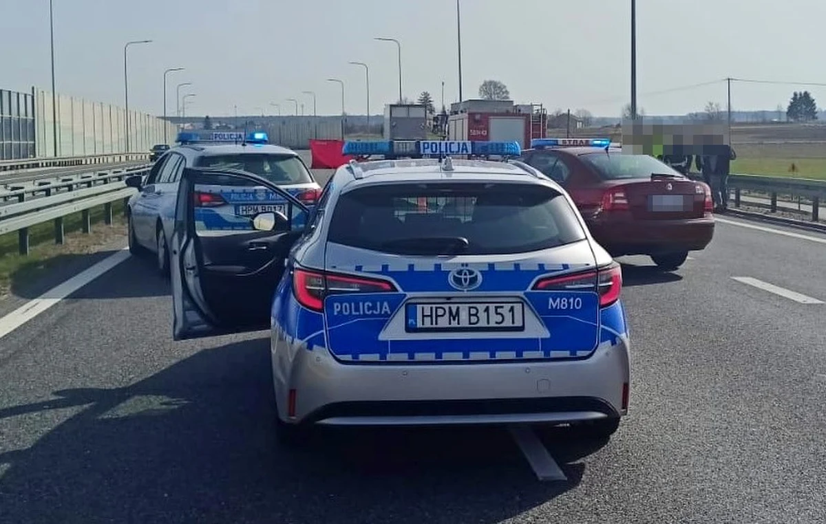 Prokuratorzy przesłuchali już kilkunastu świadków w ramach śledztwa, które ma wyjaśnić udział byłej I prezes Sądu Najwyższego Małgorzaty Gersdorf i jej męża, byłego prezesa Trybunału Konstytucyjnego Bohdana Zdziennickiego w wypadku, do jakiego doszło przed miesiącem na trasie S8 koło Zambrowa. Na miejscu zginął tam 26-letni motocyklista. 