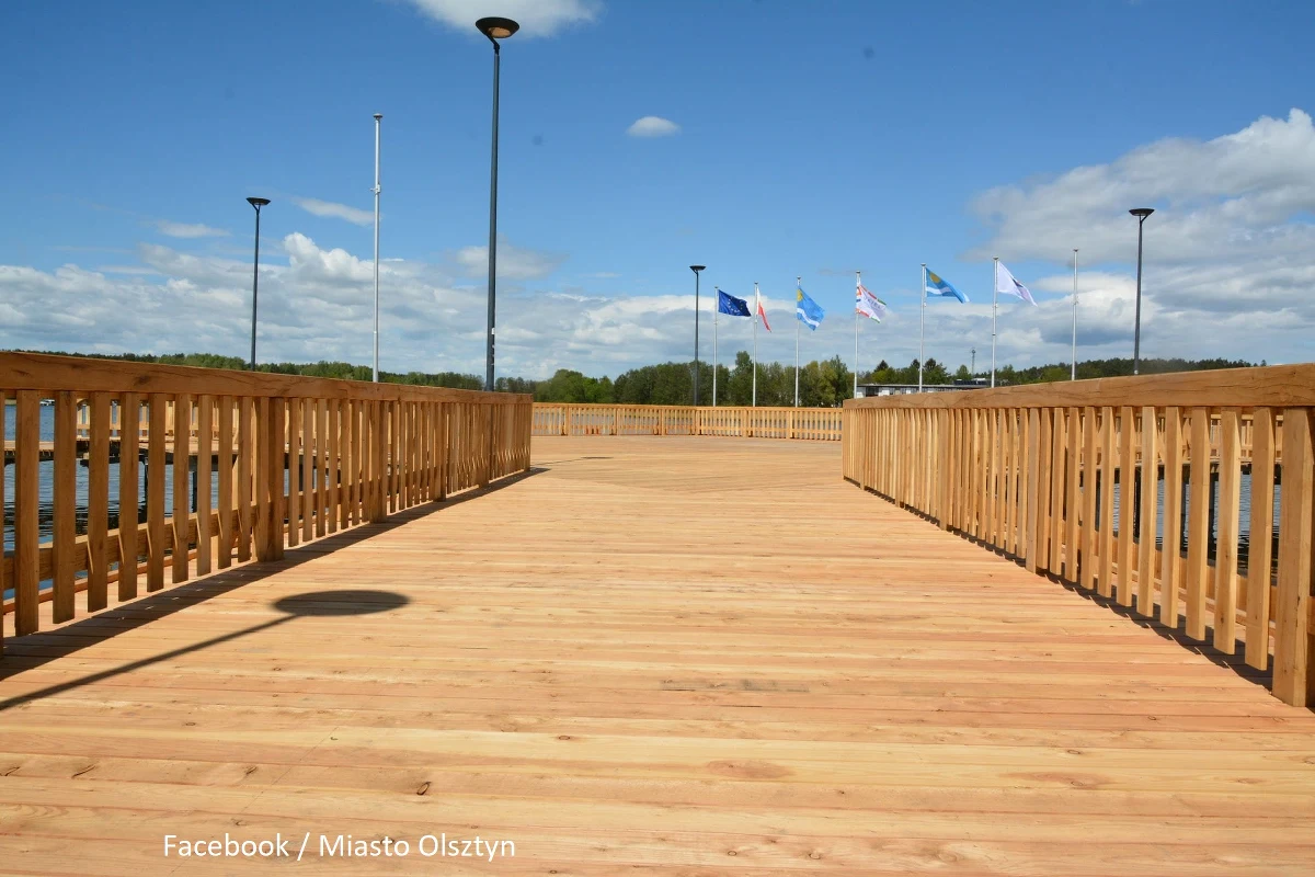 3,76 mln złotych kosztowała budowa nowego molo na terenie Centrum Rekreacyjno-Sportowego Ukiel w Olsztynie. Jak informuje olsztyński urząd miasta, jezioro Ukiel odwiedza ponad 1,1 mln mieszkańców Olsztyna oraz gości stolicy Warmii i Mazur.