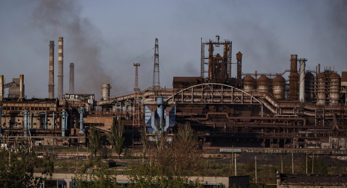 ​Władze okupacyjne w Mariupolu zamierzają zburzyć fabrykę Azowstal - przekazała Rada Miejska. Przywódca samozwańczej Donieckiej Republiki Ludowej publicznie wyraził taką chęć, gdyż według niego nadmorskie miasto powinno zostać zamienione w kurort.