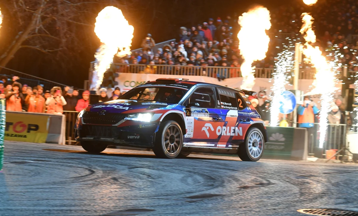 Kibice będą zadowoleni, rywale być może nieco mniej. Mikołaj Marczyk i Szymon Gospodarczyk zapowiedzieli udział w ORLEN 78. Rajdzie Polski. W swoim poprzednim starcie w tej imprezie Marczyk i Gospodarczyk uplasowali się na trzecim miejscu.