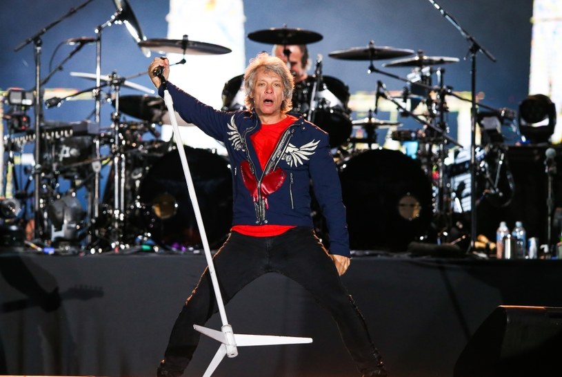 Jon Bon Jovi spotkał się ostatnio z ostrą krytyką, a wszystko przez koncerty na żywo, podczas których "niedomagał wokalnie". Zespół opublikował wideo z odpowiedzią!