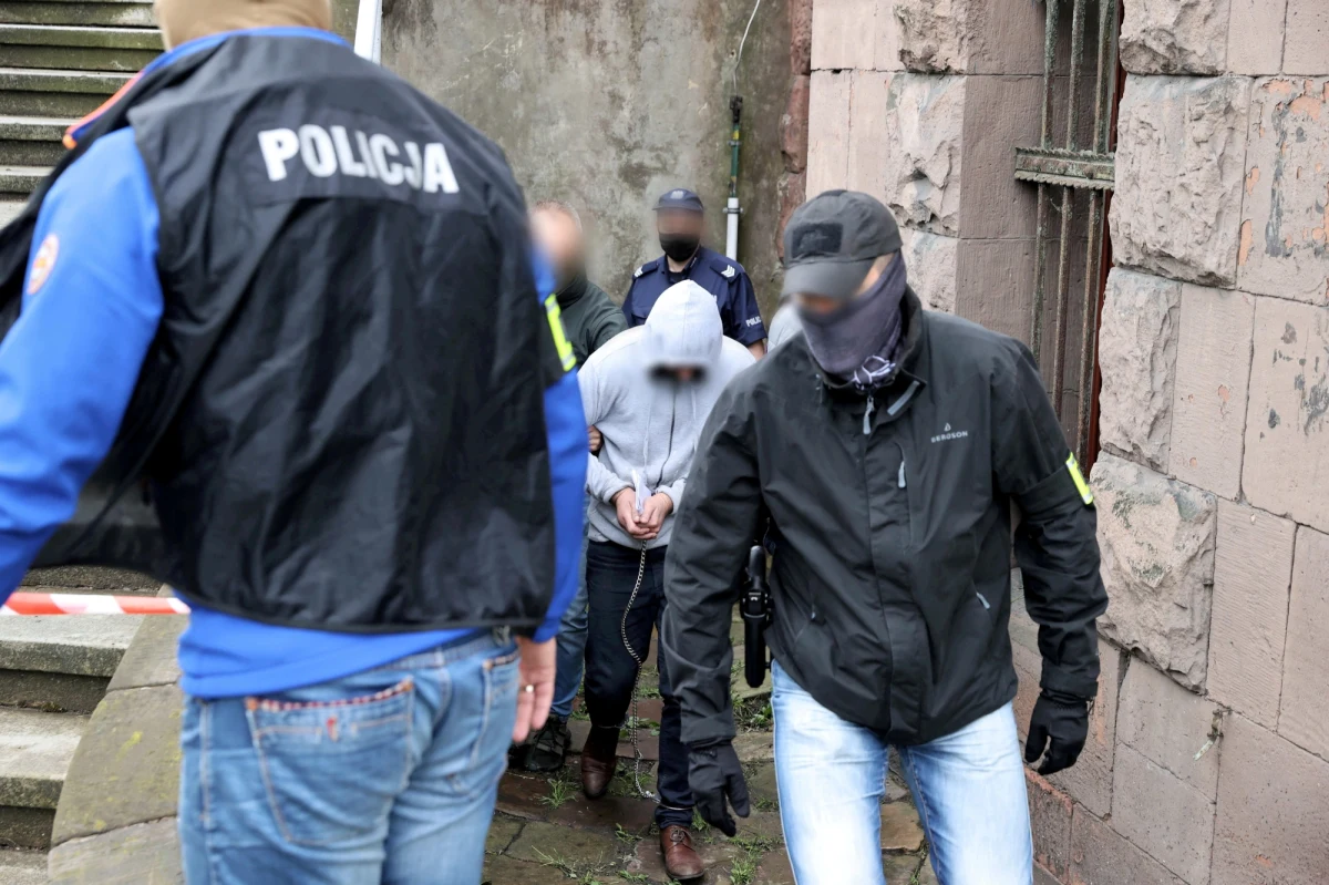 Najprawopodobniej do końca czerwca ma być gotowy akt oskarżenia w sprawie mężczyny, który w Katowicach rok temu zabił 11-letniego Sebastiana. Śledczy dostali opinię biegłych w sprawie poczytalności podejrzanego. Wynika z niej, że w chwili popełniania przestępstw mężczyzna był poczytalny.