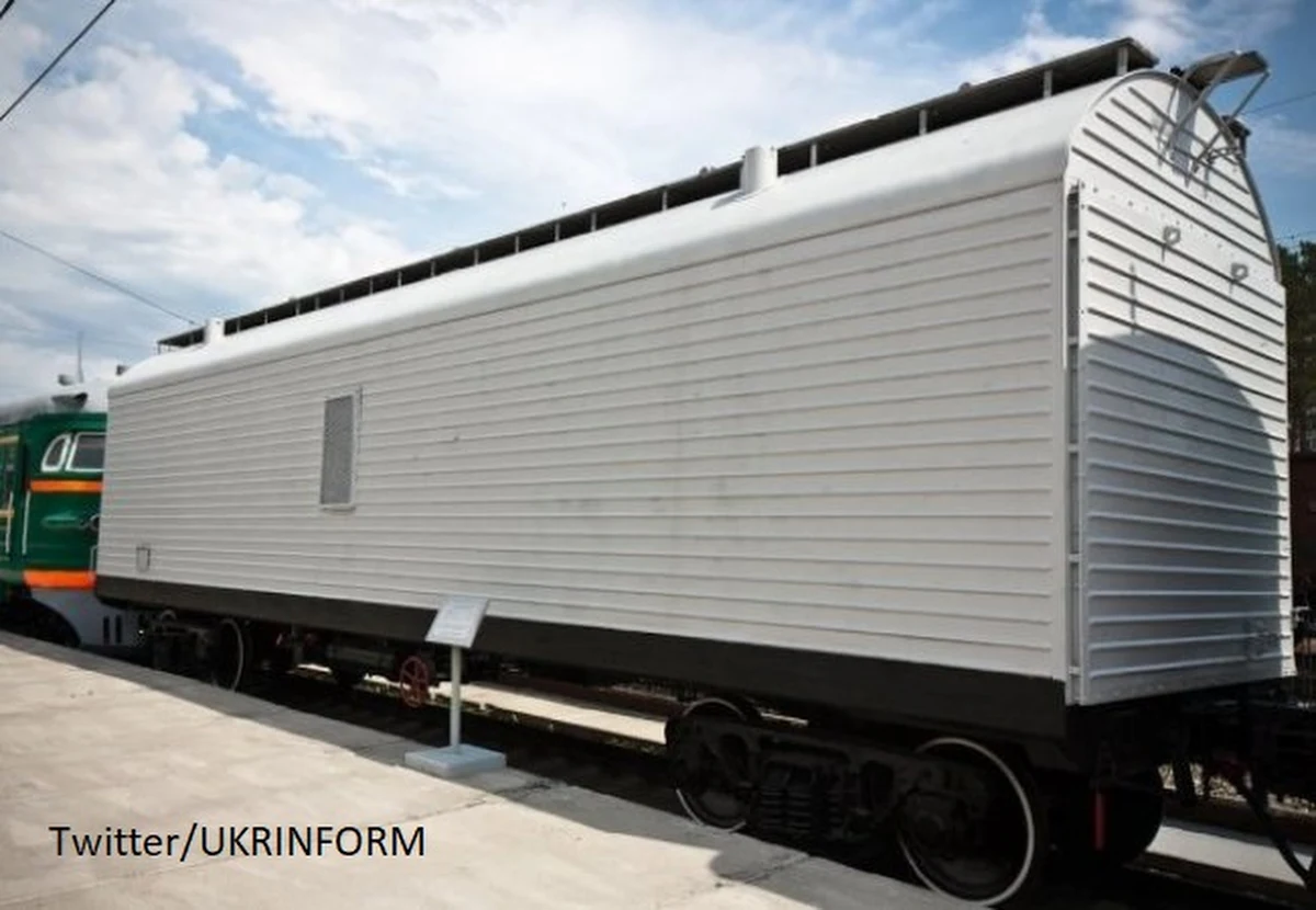 Kolejny miesiąc Rosjanie nie zgłaszają się po ciała poległych członków swojej armii. Koleje ukraińskie (Ukrzaliznycia), już trzeci miesiąc przechowują w wagonach chłodniach setki ciał rosyjskich żołnierzy - poinformowała w czwartek agencja Ukrinform.