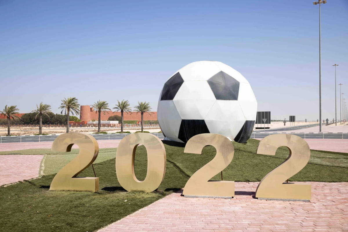 Po raz pierwszy w historii wśród arbitrów nominowanych na piłkarskie mistrzostwa świata są kobiety - ogłosiła FIFA. W gronie sędziów głównych znalazły się trzy panie, a trzy kolejne jako asystentki.