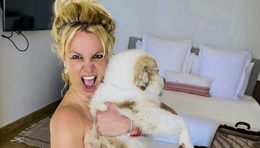 britney spears pozuje nago na instagramie fani są przerażeni