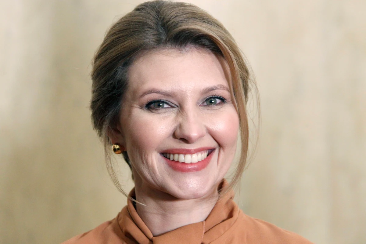 Pierwsza dama Ukrainy Ołena Zełenska opublikowała na swoim Instagramie film pt. "Wrócę", w którym ukraińscy uchodźcy w Polsce zapowiadają, że po wojnie powrócą do swojego kraju. "Wrócimy, bo nie ma nic lepszego niż dom. I zdecydowanie zaprosimy Polaków, by im podziękować" – napisała.