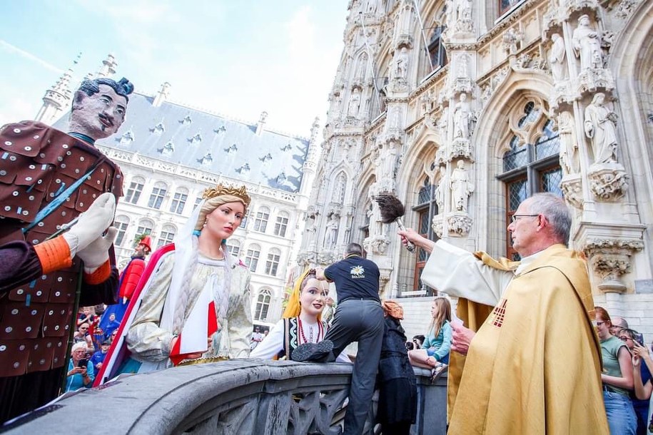 /archiwum szkoły im. W. Szymborskiej w Leuven /