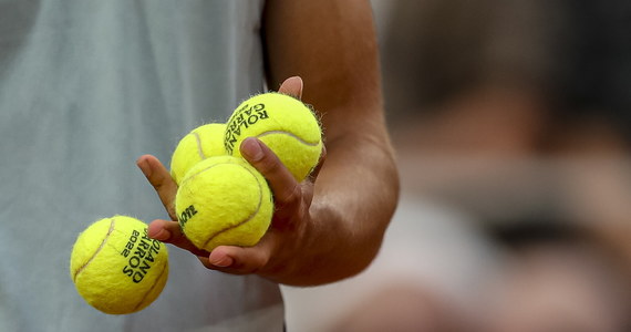 W poniedziałek rywalizację w tegorocznym French Open rozpocznie Iga Świątek. Liderka światowego rankingu tenisistek o 12:00 zmierzy się z Ukrainką Łesią Curenko. Na korty z Polaków mają jeszcze wyjść Magdalena Fręch i Kamil Majchrzak.