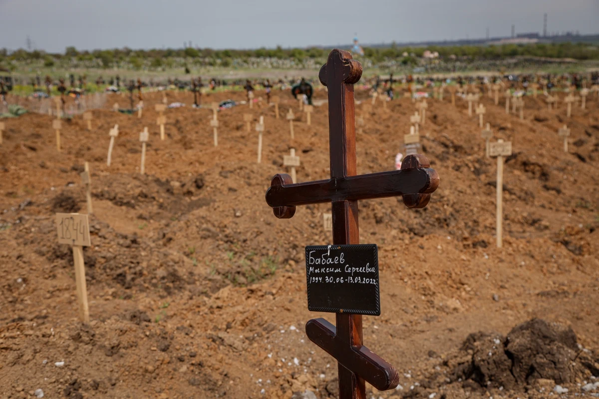 Syryjscy inżynierowie zaangażowani podczas wojny domowej w Syrii do produkcji bomb beczkowych są w Rosji od kilku tygodni - informuje The Guardian opierając się na anonimowych doniesieniach pracowników europejskich agencji wywiadowczych.