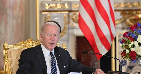Prezydent USA Joe Biden oświadczył w poniedziałek w Tokio, że byłby skłonny do użycia siły, by bronić Tajwanu, a Stany Zjednoczone wspólnie z innymi krajami starają się zapewnić, że Chiny nie będą mogły użyć siły przeciwko wyspie – podała agencja Reutera.