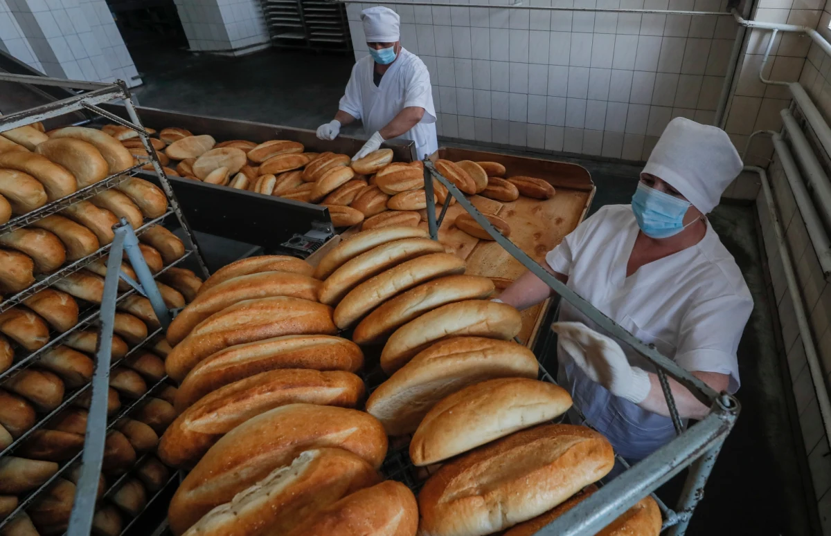 Już w lipcu świat ostro odczuje kryzys żywnościowy, spowodowany zbrojną agresją Rosji przeciwko Ukrainie - alarmuje ukraiński minister rolnictwa Mykoła Solski, cytowany w poniedziałek przez agencję Ukrinform.