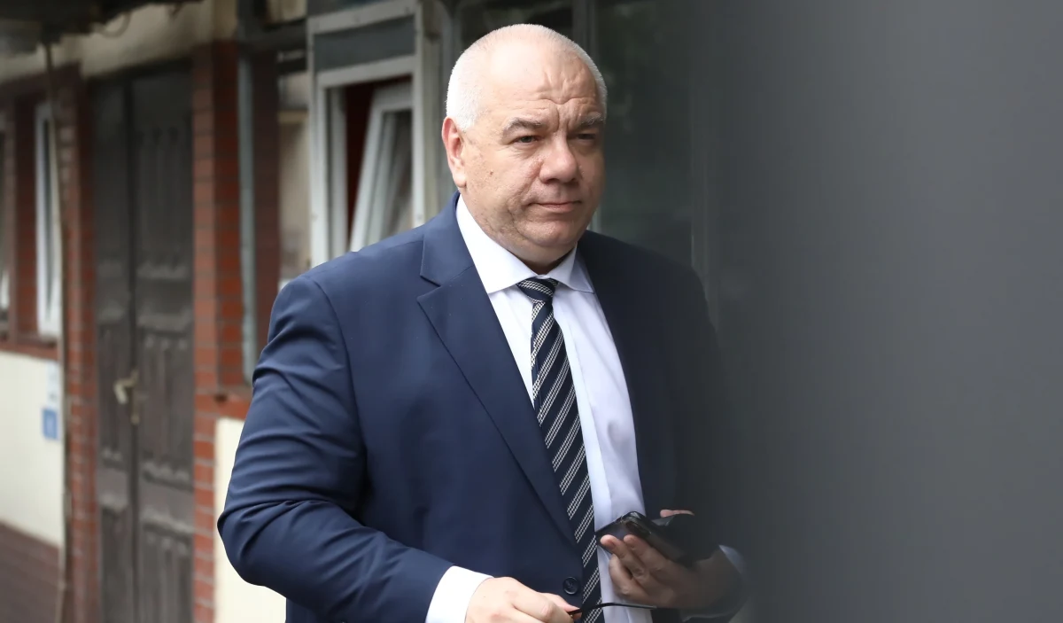 Chcieliśmy zastosować gaz jako paliwo przejściowe w transformacji, ale dziś to nie jest dobra droga; musimy bezpośrednio przejść od węgla na odnawialne źródła i energię jądrową - podkreślił w w szwajcarskim Davos wicepremier, szef resortu aktywów państwowych Jacek Sasin.