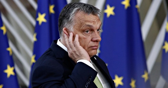 Premier Węgier Viktor Orban napisał list do przewodniczącego Rady Europejskiej Charlesa Michela, w którym sprzeciwia się dyskusji na szczycie UE o unijnym embargu na ropę z Rosji. W tej sprawie UE od tygodni próbuje znaleźć porozumienie. Michel prowadzi konsultacje przed szczytem UE zaplanowanym na 30-31 maj. 