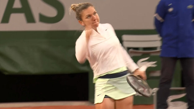 Simona Halep pokonała w I rundzie Rolanda Garrosa Niemkę Nastasję Shunk. Rumunka wygrała 6:4, 1:6, 6:1.