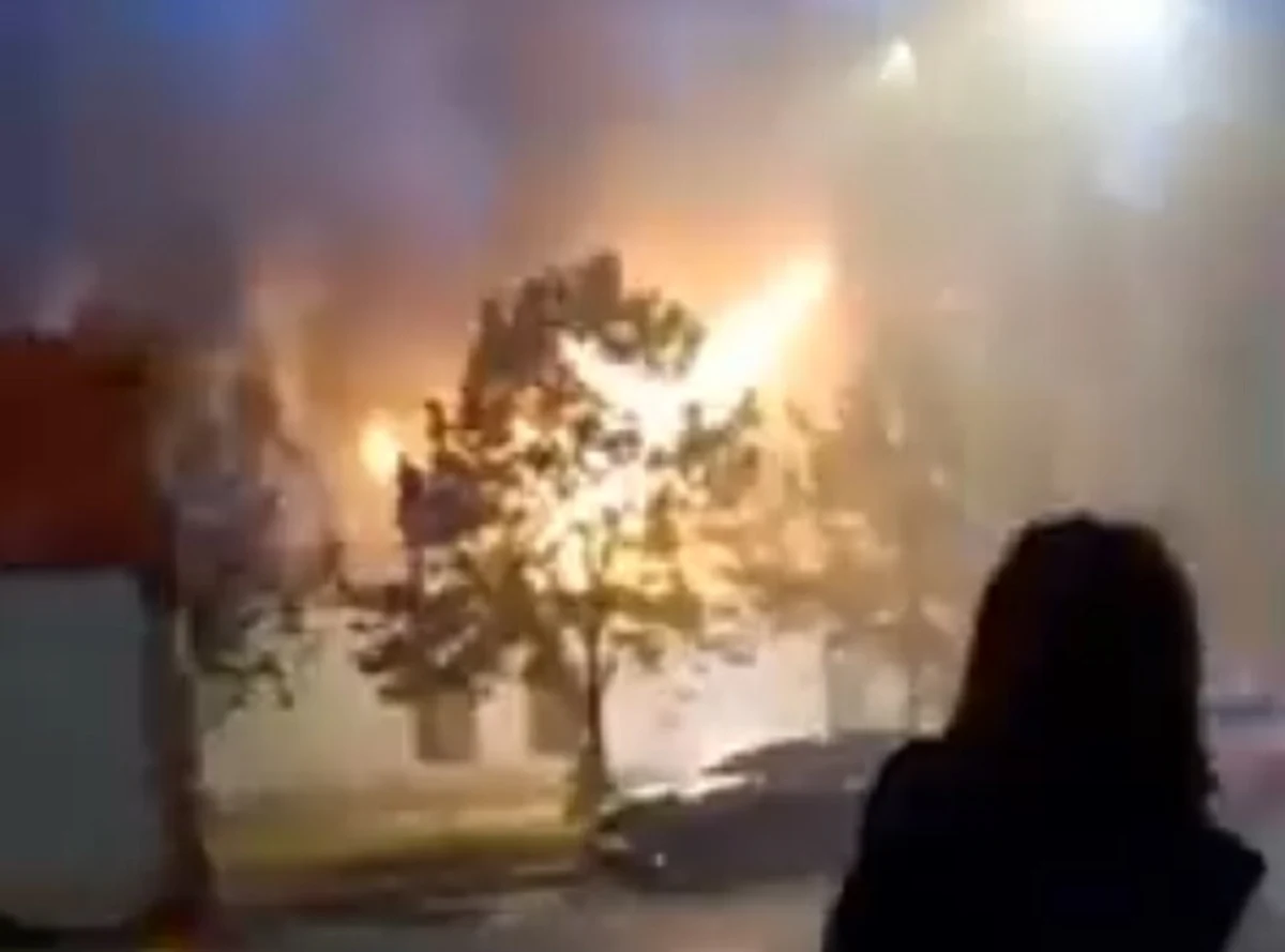 We wtorek wieczorem na terenie cerkwi Piotra i Pawła w Moskwie wybuchł pożar. Ogień opanowano, nie ma informacji o ofiarach. 