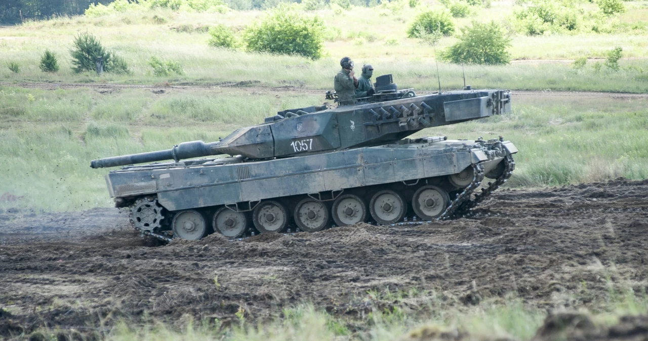 Czołg Leopard 2A5 na poligonie w Drawsku Pomorskim