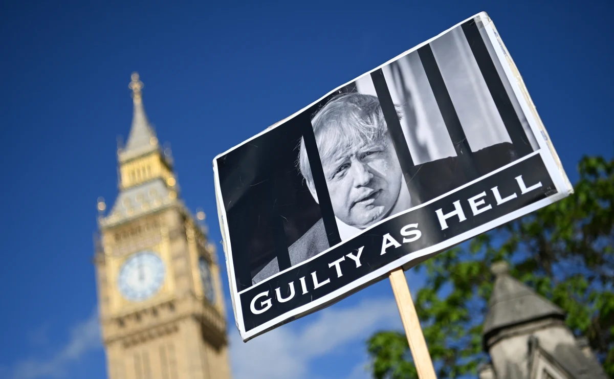 Brytyjski premier Boris Johnson ponownie oświadczył, że nie zamierza rezygnować ze stanowiska w efekcie raportu o imprezach na Downing Street w czasie restrykcji covidowych. Jak wynika z sondażu - chce tego 59 proc. Brytyjczyków.