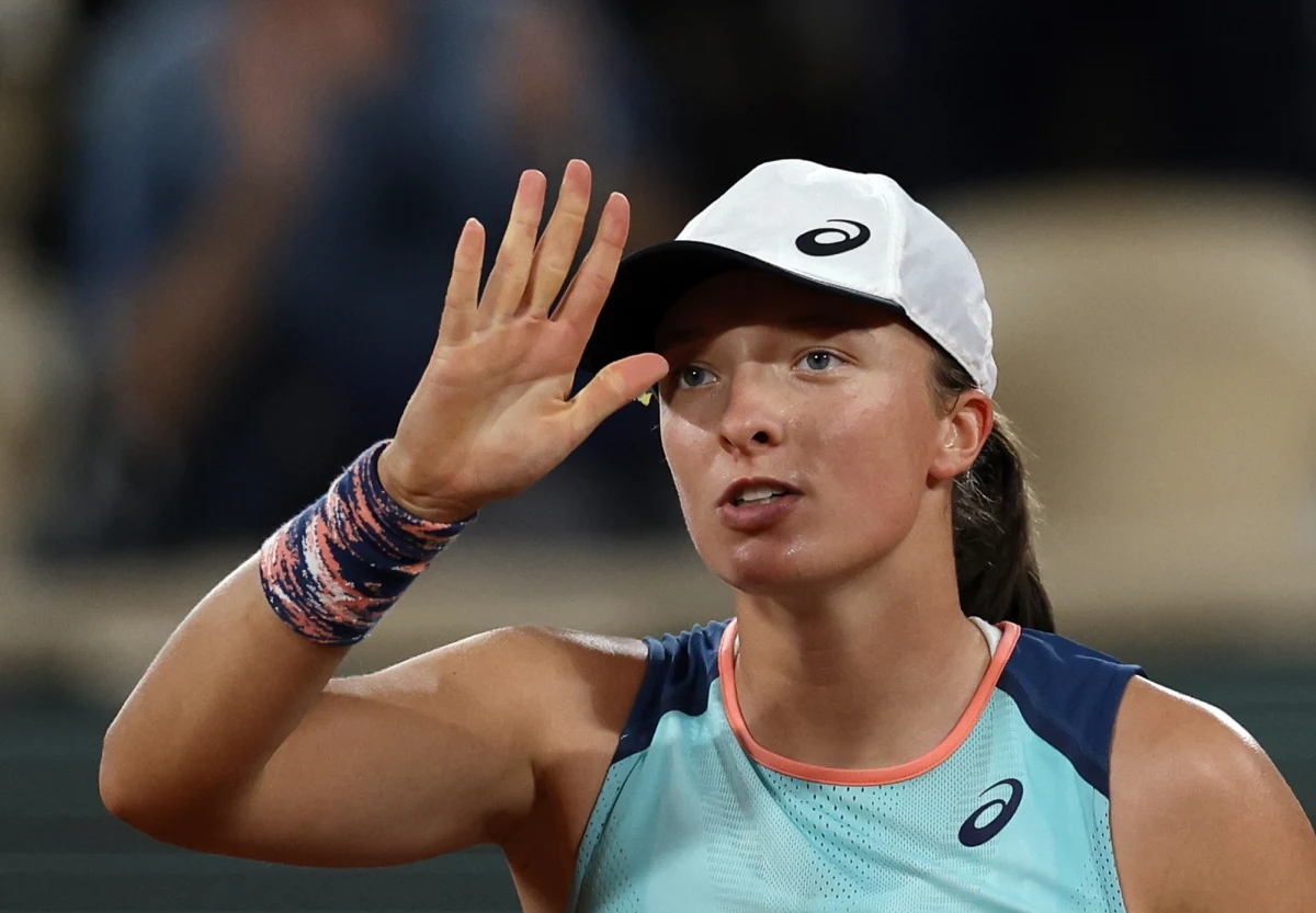 W czwartek swoje mecze drugiej rundy wielkoszlemowego turnieju French Open w Paryżu rozegrają Iga Świątek i Hubert Hurkacz. Z polskich tenisistów na kort wyjdzie także m.in. Łukasz Kubot i to dwukrotnie - najpierw w deblu, a potem w mikście.