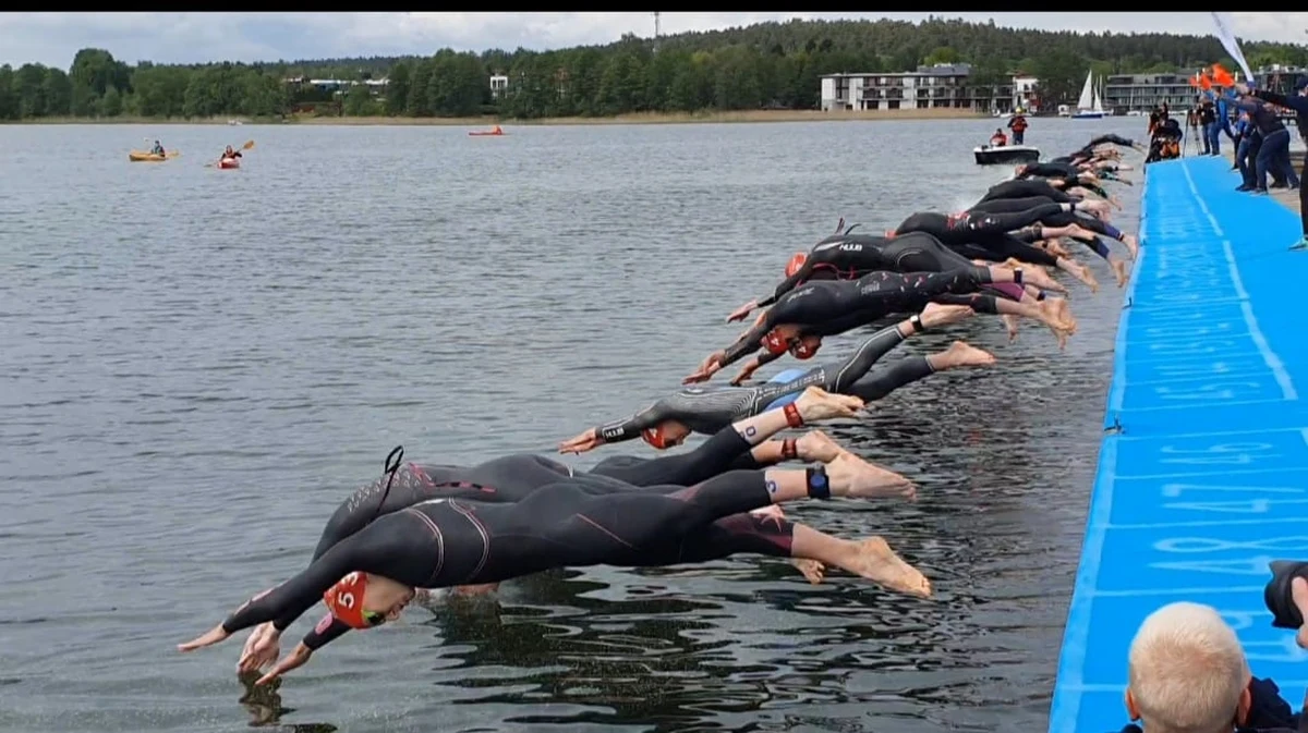 Już po raz dziesiąty Olsztyn gości najlepszych zawodników triathlonu z Europy. Zawody Elemental Tri Series rozpoczną się w piątek i potrwają do niedzieli. Kierowcy i pasażerowie komunikacji miejskiej muszą liczyć się w tym czasie z utrudnieniami w ruchu.