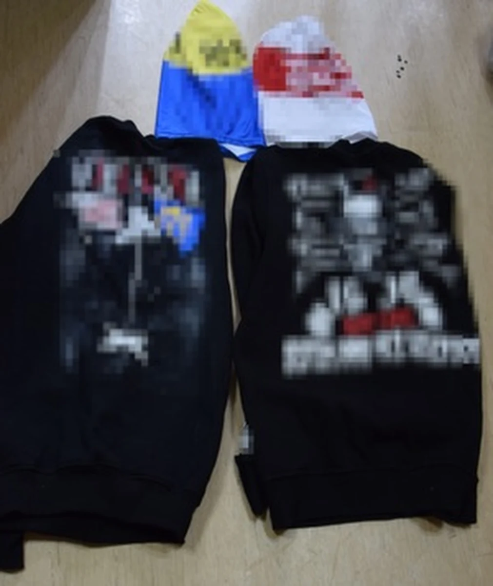 Policjanci rozbili grupę przestępczą powiązaną ze środowiskiem pseudokibiców, która zajmowała się handlem narkotykami. Jej członkowie wprowadzili do obrotu znaczne ilości mefedronu i marihuany. Zatrzymanych zostało 12 mężczyzn i kobieta.

