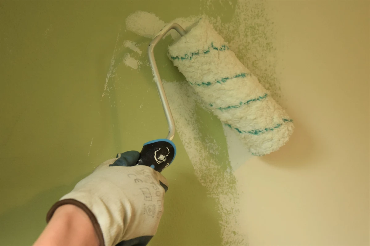 Rekordowa liczba osób ubiega się w Szczecinie o lokal komunalny z programu "Mieszkanie za remont". Pozwala on wynająć mieszkanie komunalne na preferencyjnych zasadach w zamian za zainwestowanie w jego remont. W ciągu pierwszych 4 miesiący tego roku wydano już 100 takich lokali.