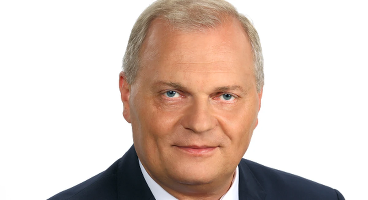 Poseł, który uratował sejmową większość Prawa i Sprawiedliwości, zarobił w państwowym banku 174 tys. zł. Chodzi o posła Lecha Kołakowskiego, który najpierw z PiS-u odszedł, a potem wrócił, momentalnie otrzymując dodatkową pracę w Banku Gospodarstwa Krajowego. Teraz widzimy, że świetnie płatną. Stało się to jasne, bo dziś opublikowane zostały oświadczenia majątkowe posłów.