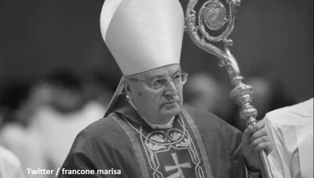 ​Zmarł emerytowany watykański sekretarz stanu, 94-letni kardynał Angelo Sodano - podał religijny portal Il Sismografo, powołując się na różne źródła w Watykanie. Jak ujawnił, purpurat był chory na Covid-19, który nałożył się na inne choroby współistniejące.