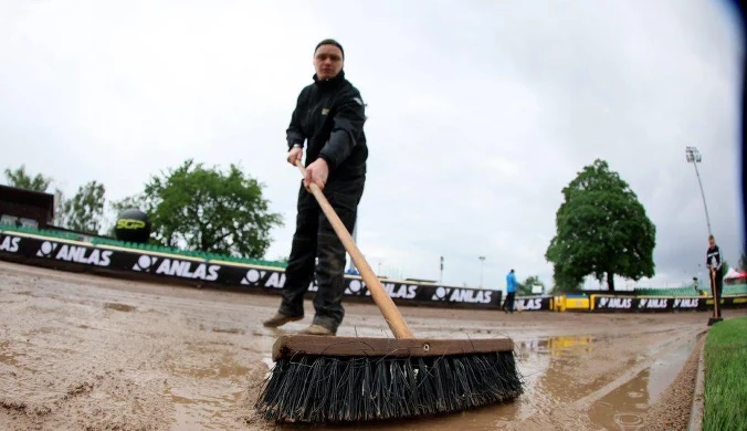 Kabaret w profesjonalnym sporcie! Żenujące obrazki