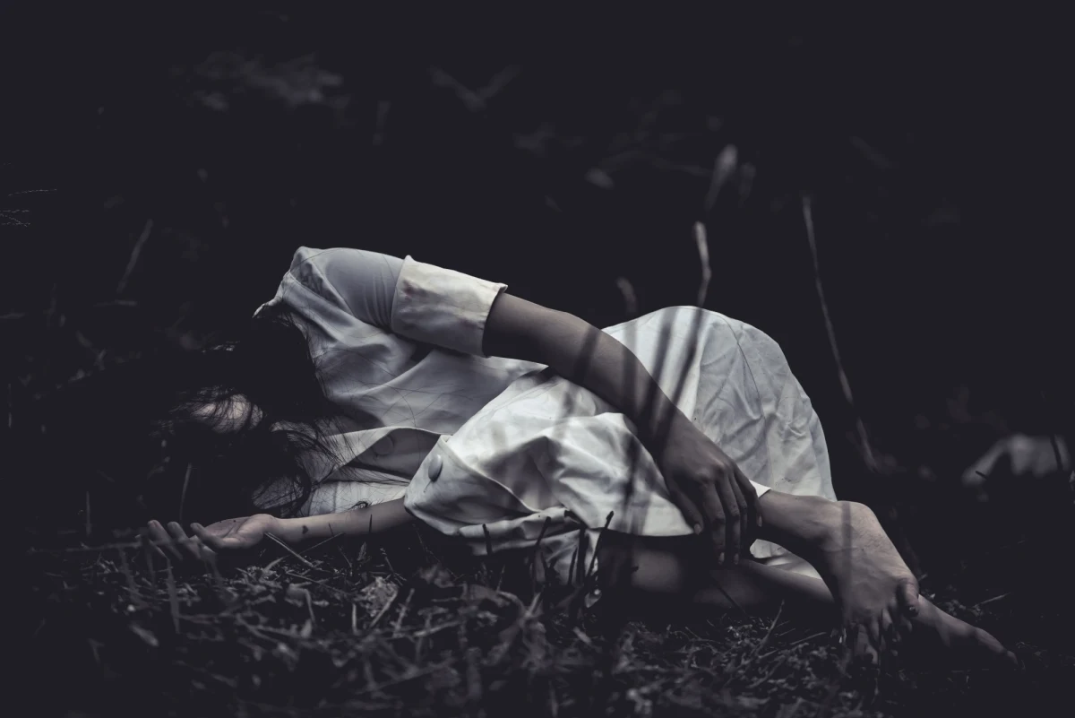 Ustawodawcy stanu Massachusetts ułaskawili skazaną za czary w 1693 roku Elizabeth Johnson Jr. Zgodzili się na to po interwencji uczniów 8. klasy ze szkoły w North Andover. To ostatnia z "czarownic z Salem", która czekała na oczyszczenie z zarzutów.