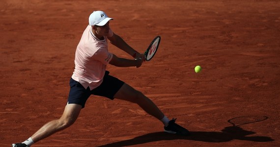 Iga Świątek i Hubert Hurkacz rozegrają dziś swoje mecze 1/8 finału wielkoszlemowego turnieju French Open w Paryżu. Na kortach walczy już Alicja Rosolska, która z Nowozelandką Erin Routliffe występuje w trzeciej rundzie debla.