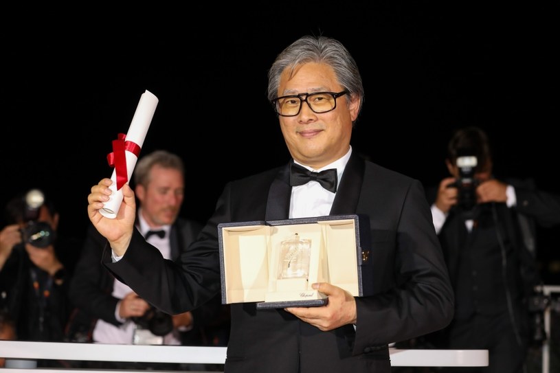Jednym ze zwycięzców tegorocznego Festiwalu Filmowego w Cannes był południowokoreański reżyser Park Chan-wook, który został nagrodzony Złotą Palmą za reżyserię filmu "Decision to Leave". Twórca nie zamierza spocząć na laurach i już szuka inwestorów dla swoich nowych produkcji. Wśród nich będzie western oraz film science-fiction.