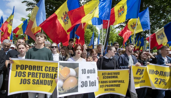 Protesty w Kiszyniowie. Prorosyjscy socjaliści chcą dymisji prezydent