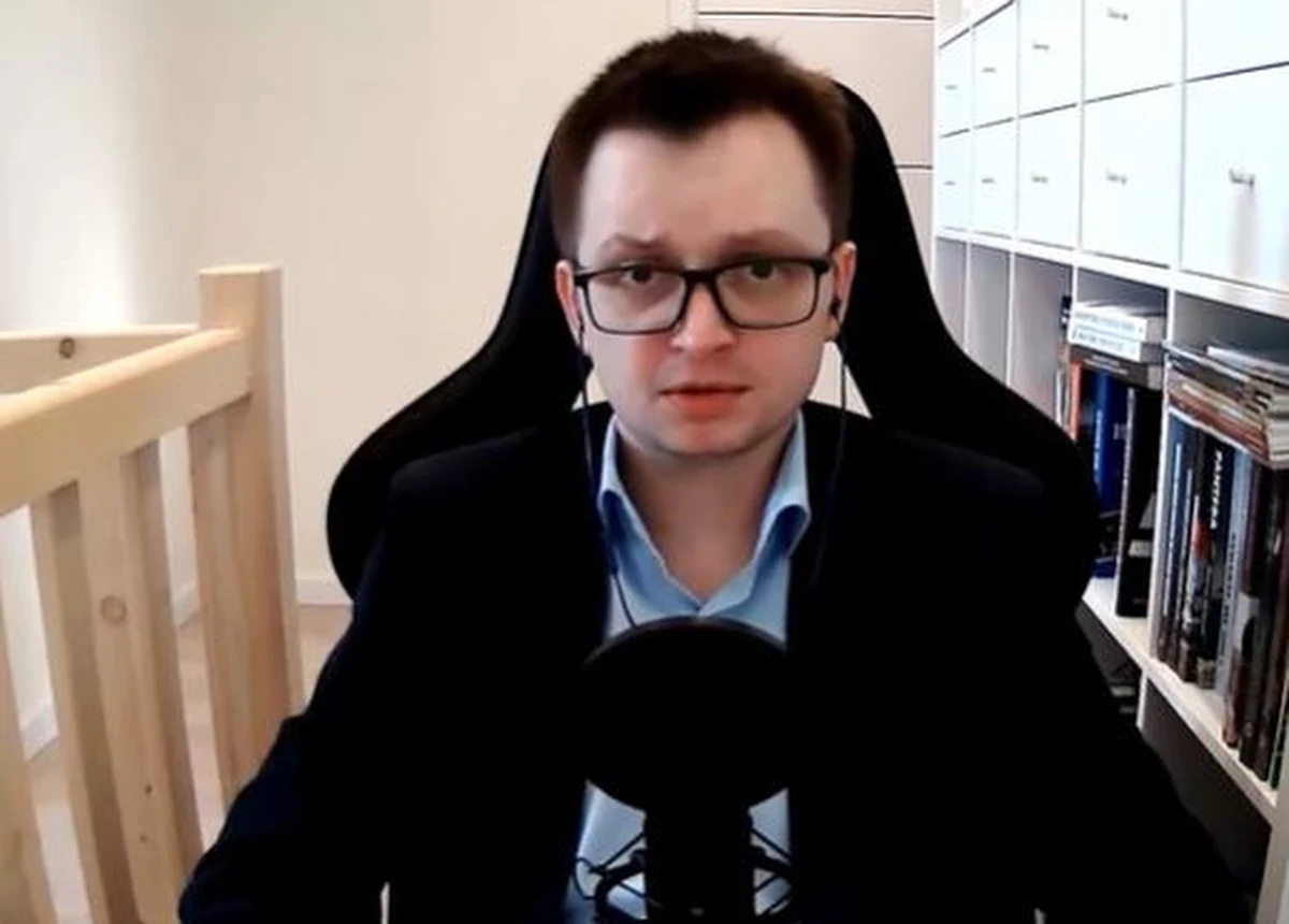 "Przemówienie prezydenta Ukrainy, to przygotowanie społeczeństwa ukraińskiego do tego, że pewnych terenów nie da się odzyskać, chodzi m.in. o Donbas czy Krym" - mówi gość Porannej rozmowy w RMF FM Jarosław Wolski, politolog i analityk wojenny. Jak zaznacza, politycy oraz ukraińscy wojskowi, wiedzą, że to mrzonka. 