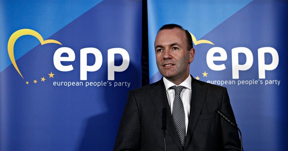 Europoseł niemieckiej chadecji CDU/CSU Manfred Weber został wybrany na nowego przewodniczącego Europejskiej Partii Ludowej. Był jedynym kandydatem na tę funkcję, na której zastąpił obecnego lidera Platformy Obywatelskiej Donalda Tuska.