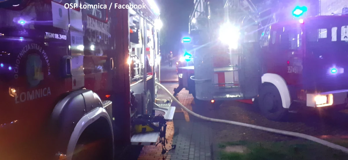 Trzynaście zastępów straży pożarnej gasi pożar jednego z budynków kompleksu wypoczynkowego Osada Śnieżka w Łomnicy koło Jeleniej Góry (woj. dolnośląskie). Osoby, które przebywały w obiekcie, ewakuowały się jeszcze przed przyjazdem strażaków.