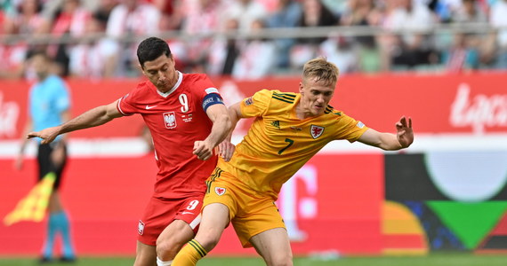 Polska wygrała 2-1 z Walią w inauguracyjnym meczu grupy 4. Ligi Narodów we Wrocławiu. Biało-Czerwoni stracili bramkę krótko po przerwie, ale odrobili straty z nawiązką. W czerwcu Polacy zagrają jeszcze z Holandią i dwa razy z Belgią.