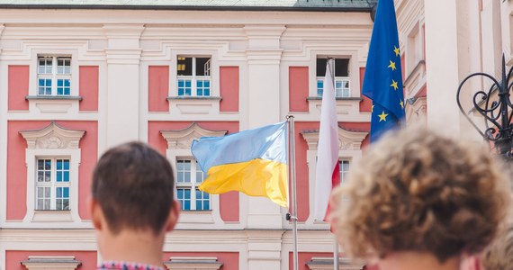 Dzieci z dwóch ukraińskich chórów - "Dzwoneczek" oraz "Vognik" przyjechały do Poznania. W stolicy Wielkopolski będą gościć do niedzieli. W piątek i w sobotę będzie ich można usłyszeć podczas kilku koncertów. 